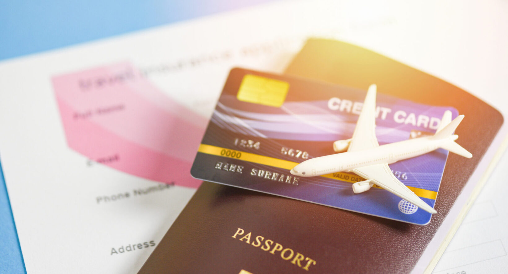 データ活用の事例まとめ～クレジットカード・新聞メディア・航空の3業界に学ぶ「データの活かし方」と始め方～